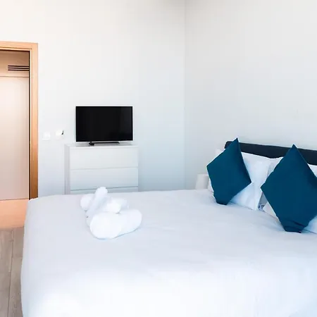 Modern Flat In St Julian's Center By Arco Collection