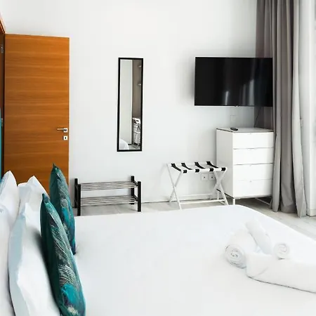 Апартаменты Modern Flat In St Julian's Center By Arco Collection *