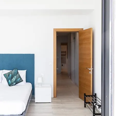 Modern Flat In St Julian's Center By Arco Collection