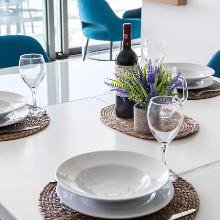 Апартаменты Modern Flat In St Julian's Center By Arco Collection