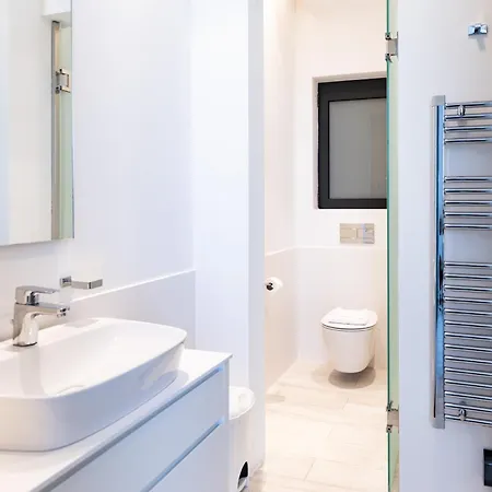 Modern Flat In St Julian's Center By Arco Collection Appartement *